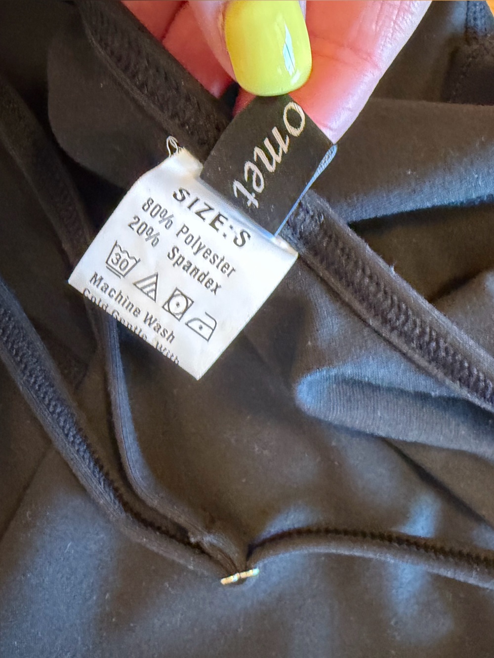 Black one piece workout outfit - Picture 3 of 3